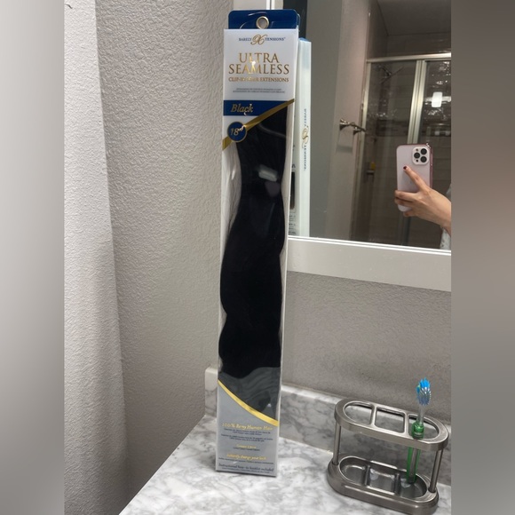 Hair Extensions - Picture 5 of 6